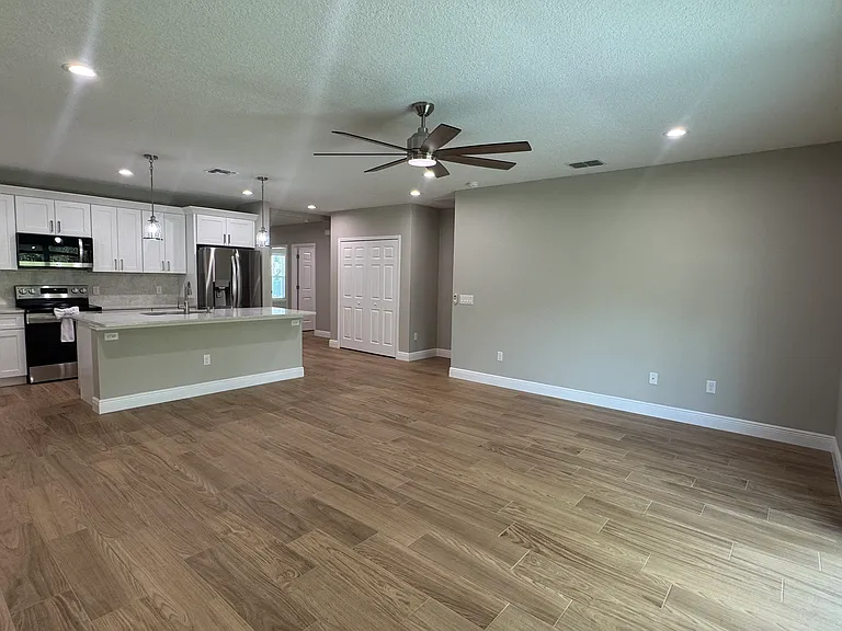 2232 Fernwood St #A — Photo 4
