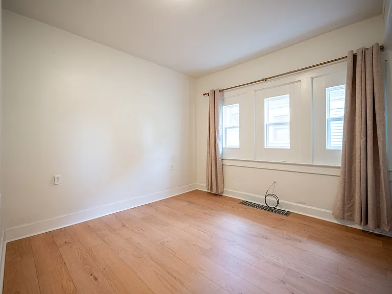 3438 Carrollton Ave — Photo 12