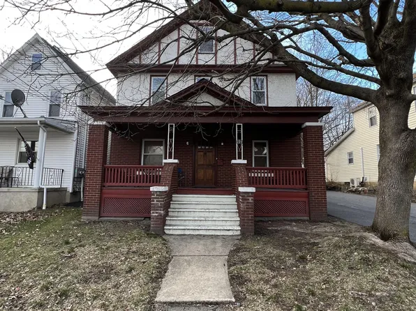 221 3rd St #3, Olyphant, PA 18447