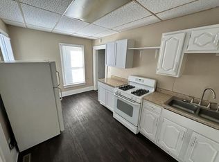 757 W Grand Ave #2, Beloit, WI 53511