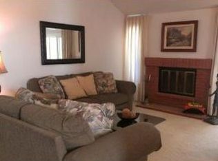 2039 Sunnycreek Ct, Upland, CA 91784