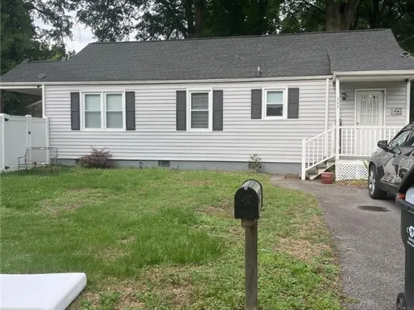 660 Battery Pl, Colonial Heights, VA 23834