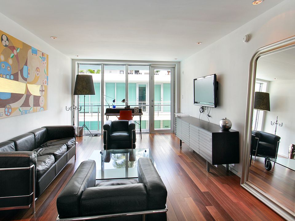 1st image of 1601 West Ave APT 204