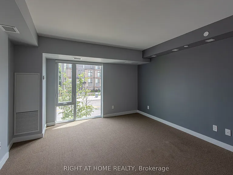 118 Varna Dr #101 — Photo 17