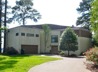 15925 Malibu W, Willis, TX 77318