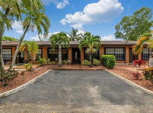 10980 Olive Ave, Hollywood, FL 33026