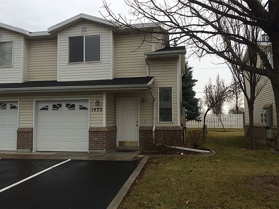 3rd image of 1433 W Mayapple Way
