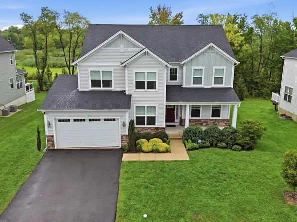 112 Derby Ln, Bensalem, PA 19020