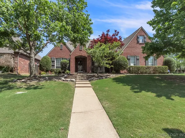 6829 E 81st Pl, Tulsa, OK 74133