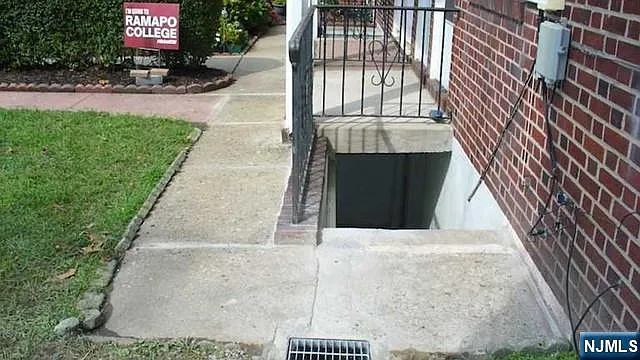 416 Palisade Ave — Photo 14
