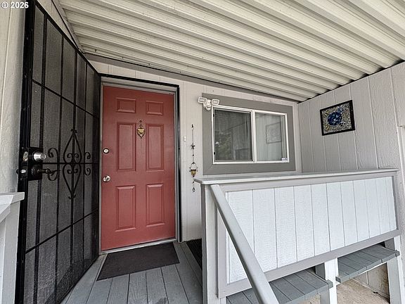 2nd image of 1600 Rhododendron Dr Space 218