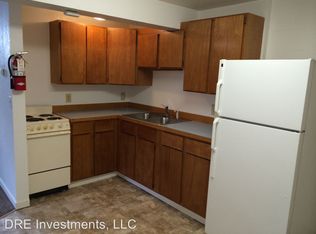 914 16th Ave APT 4, Fairbanks, AK 99701