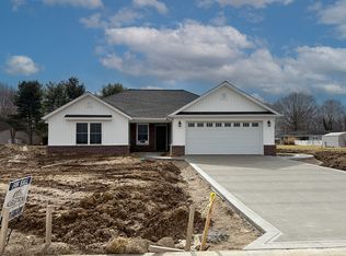 1439 W Todd Ln, Jasper, IN 47546