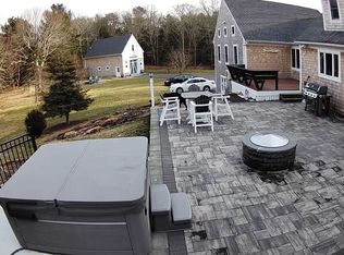 515 Shore Rd, Bourne, MA 02532