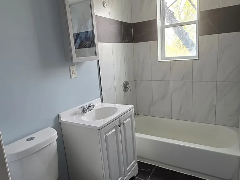 6 N 21st St #34 — Photo 10