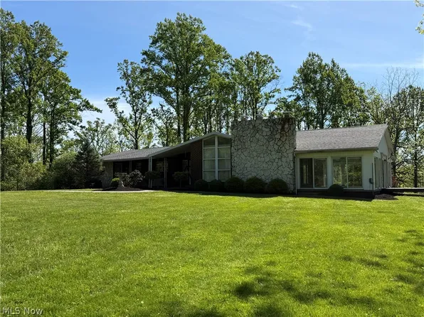 183 Varner Rd, Walker, WV 26180