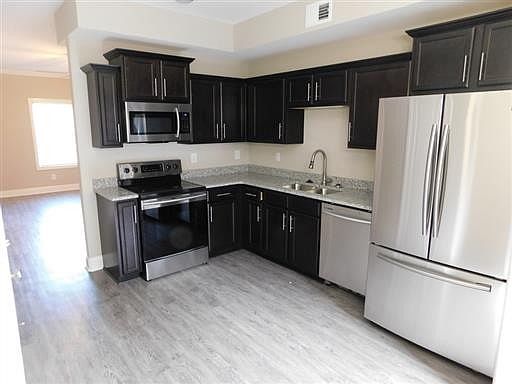 2nd image of 1507 Wilma Rudolph Blvd #4