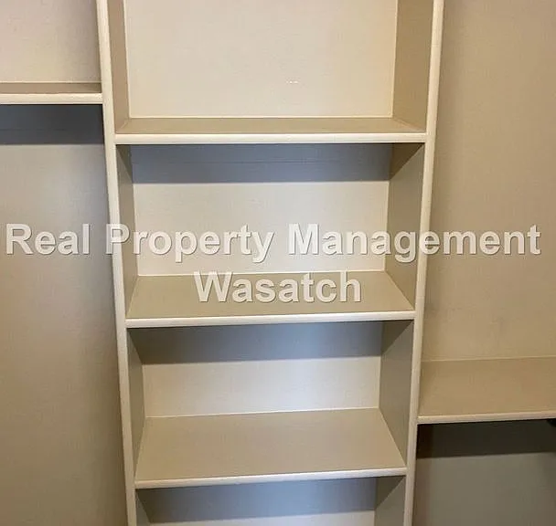 715 E Harrison Ave — Photo 10