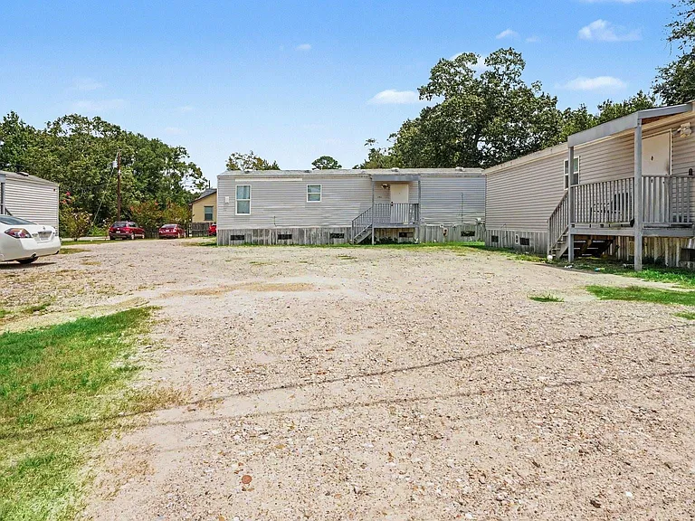 25024 Twin Oaks Dr — Photo 16