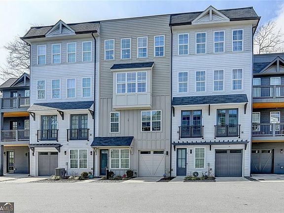3rd image of 6 Becker Pl NW