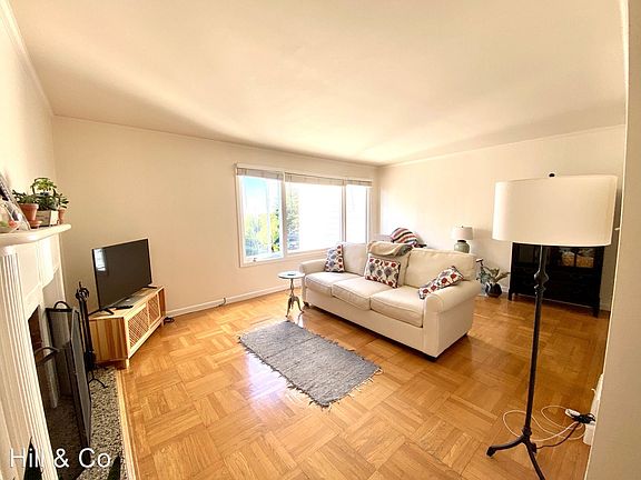 2nd image of 2625 Polk St APT 3
