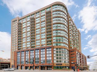 600 N Kingsbury St APT 309, Chicago, IL 60654