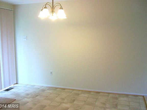 5th image of 751 Dogwood Ct
