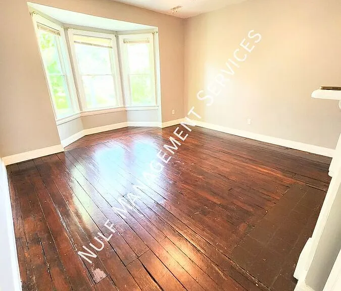 736 Clarissa St #2 — Photo 6