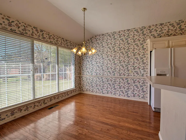 15501 Arbuckle Hts — Photo 16