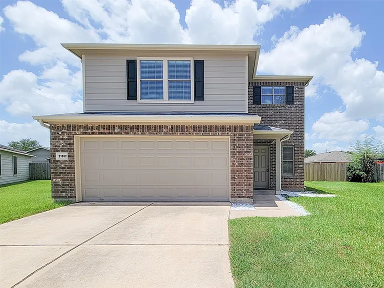 21382 Beacon Springs Ln — Photo 1