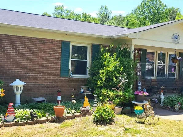 326 N Toney St, Shelby, NC 28152