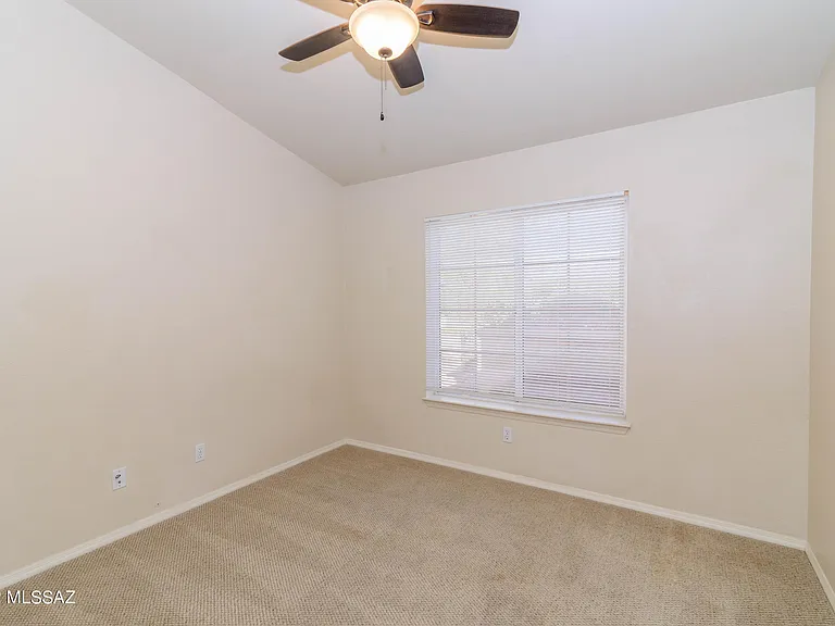 9940 E Covington St — Photo 24