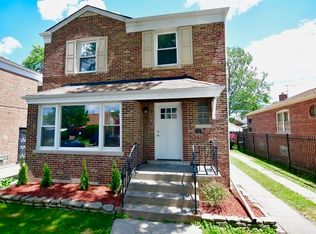 9043 S Ridgeland Ave, Chicago, IL 60617