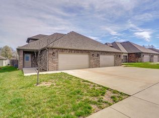 648 S Landen Ave, Republic, MO 65738