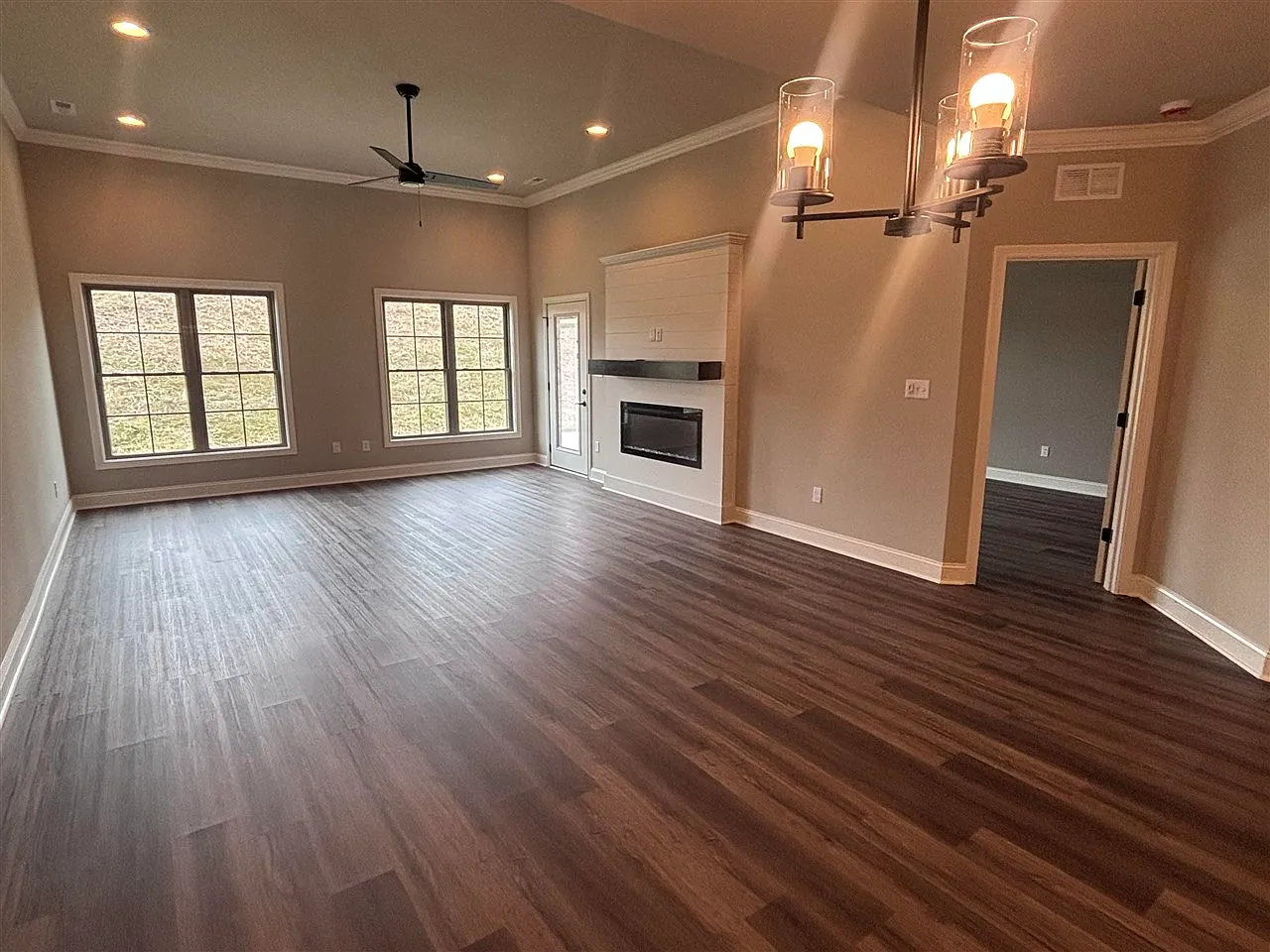 2 bed, 1400 sqft, $1,850 — Photo 4