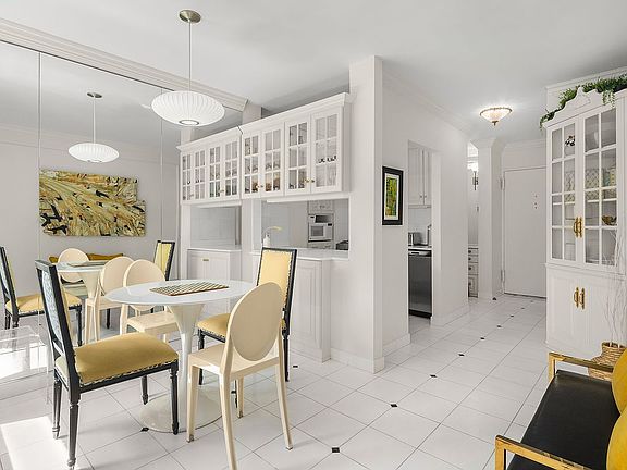 5th image of 303 E 57th St APT 14A