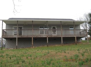 1203 Threadmill Rd, Dalton, GA 30720