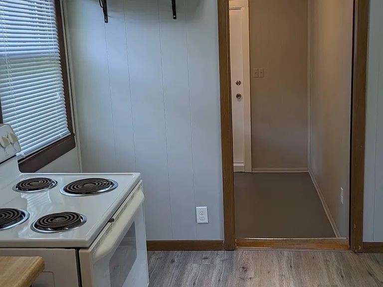 4021 E Clark St — Photo 5