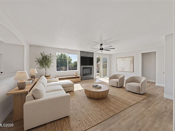 3rd image of 20888 White Rock Dr