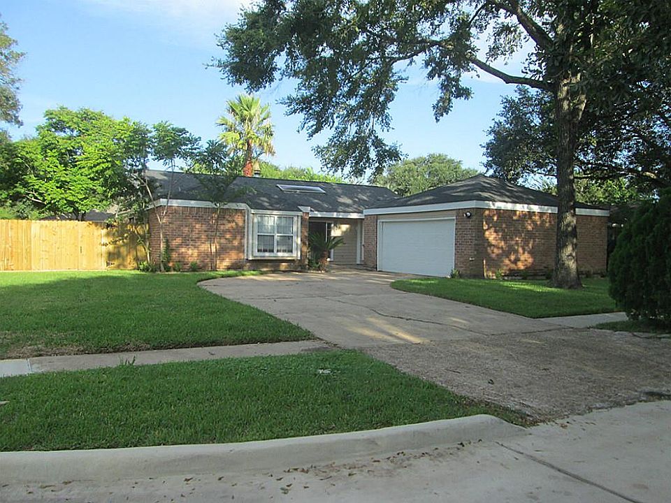1st image of 2018 Rainlily Dr