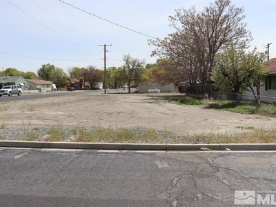 695 9th St, Lovelock, NV, 89419