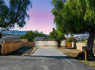 513 Lookout St, Lake Elsinore, CA 92530