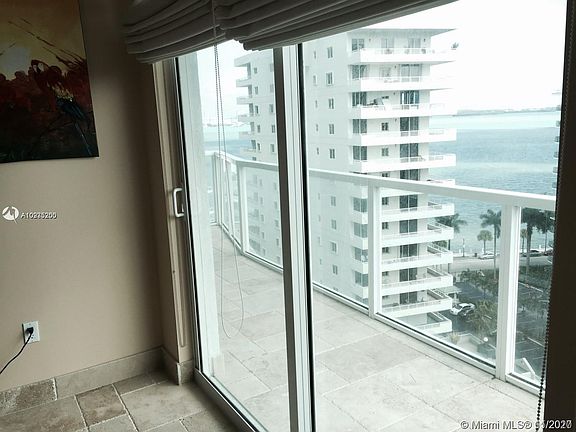 2nd image of 218 SE 14th St APT 1207