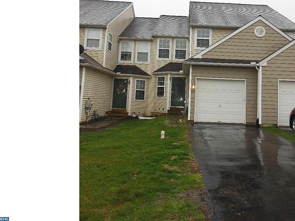 2nd image of 229 Danielle Ln