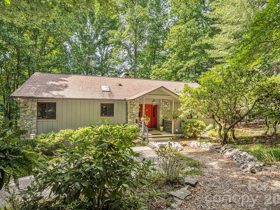 1st image of 36 Foxglove Rd