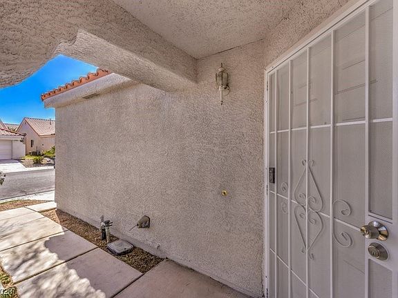 5th image of 7624 Prairie Corners Dr