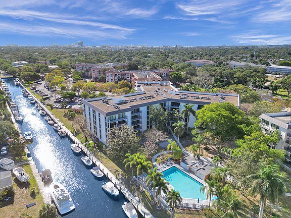 2nd image of 1101 River Reach Drive #205