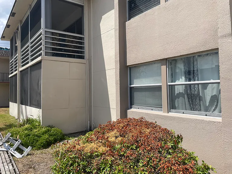 502 Davis Rd #9 — Photo 6