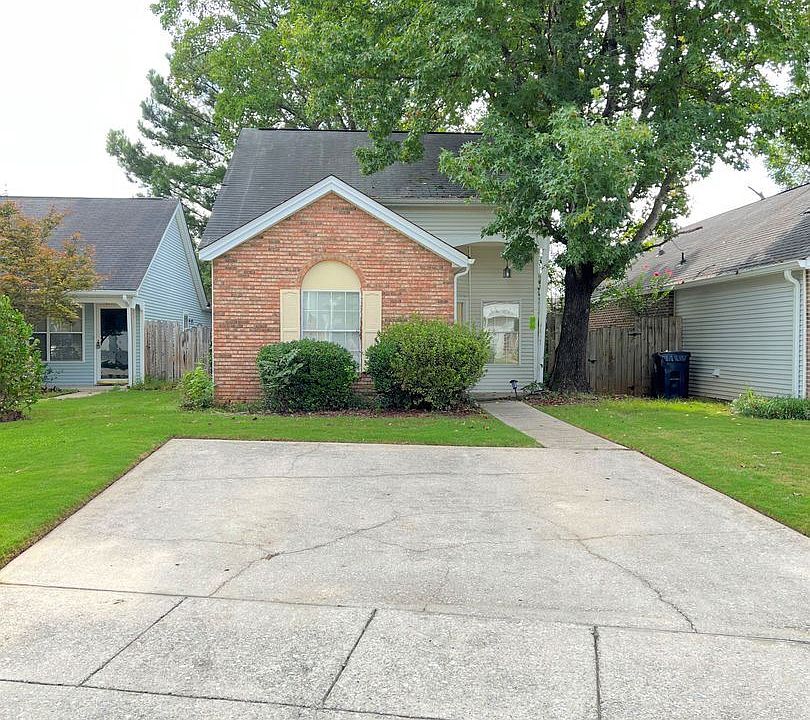 1st image of 2907 Robinwood Ln
