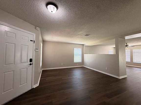 3rd image of 346 Rona Ln